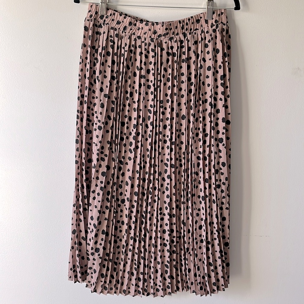 NWT lined ruffle skirt